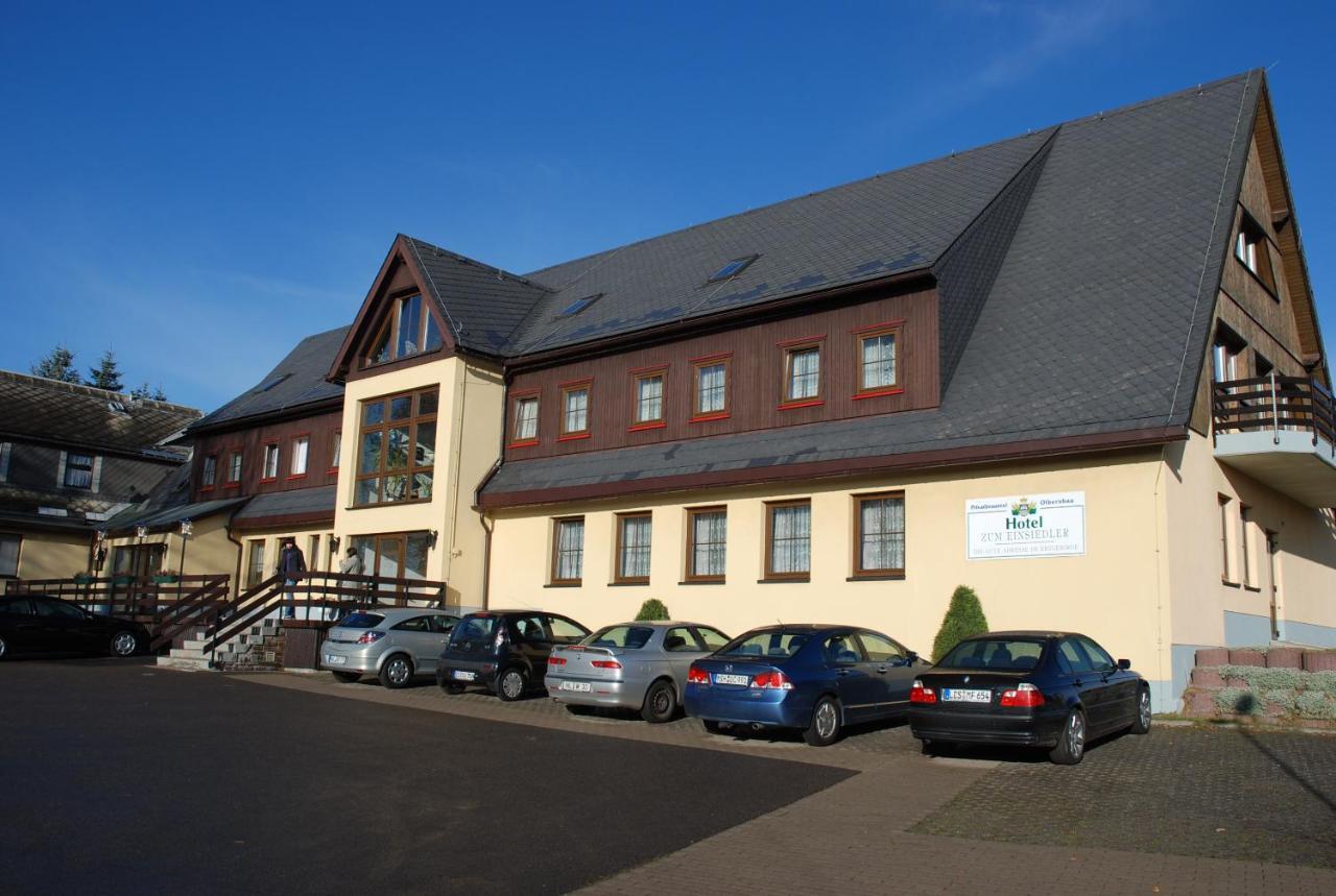 Hotel "Zum Einsiedler" Deutschneudorf الغرفة الصورة